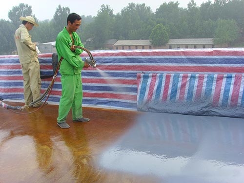 工廠車(chē)間聚脲噴涂防水防污漬(圖2) 聚脲地坪噴涂
