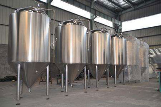 啤酒罐聚氨酯發(fā)泡填充夾層 澆注噴涂機(jī)(圖1) 啤酒罐聚氨酯發(fā)泡填充夾層