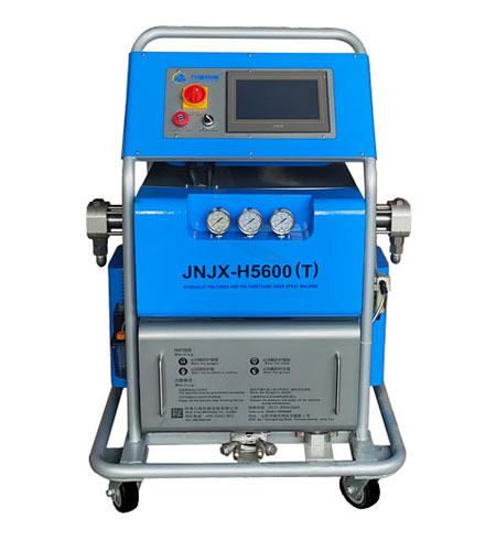 聚脲噴涂機(jī)廠家哪家好運(yùn)輸車噴涂聚脲(圖1) H5600T-PLC聚脲噴涂機(jī)
